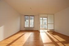 Wohnzimmer mit Wintergarten