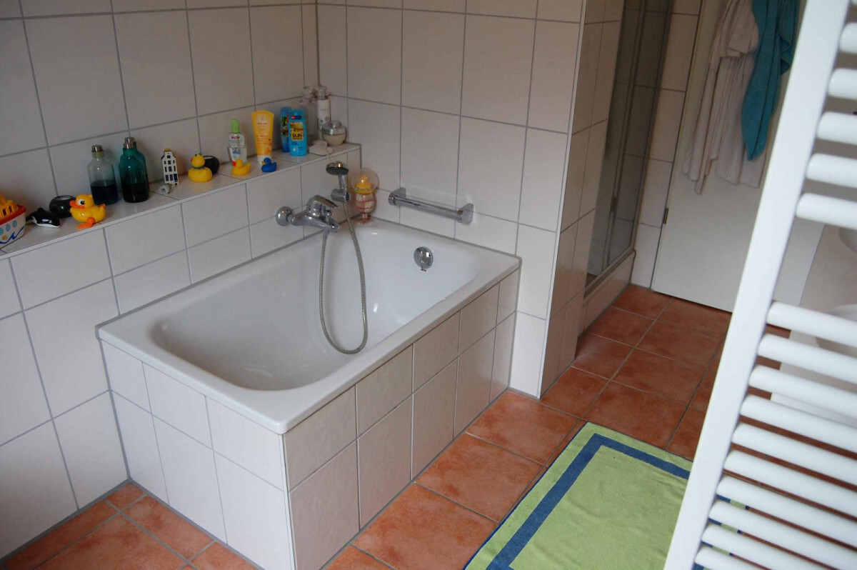 Badezimmer - Badewanne