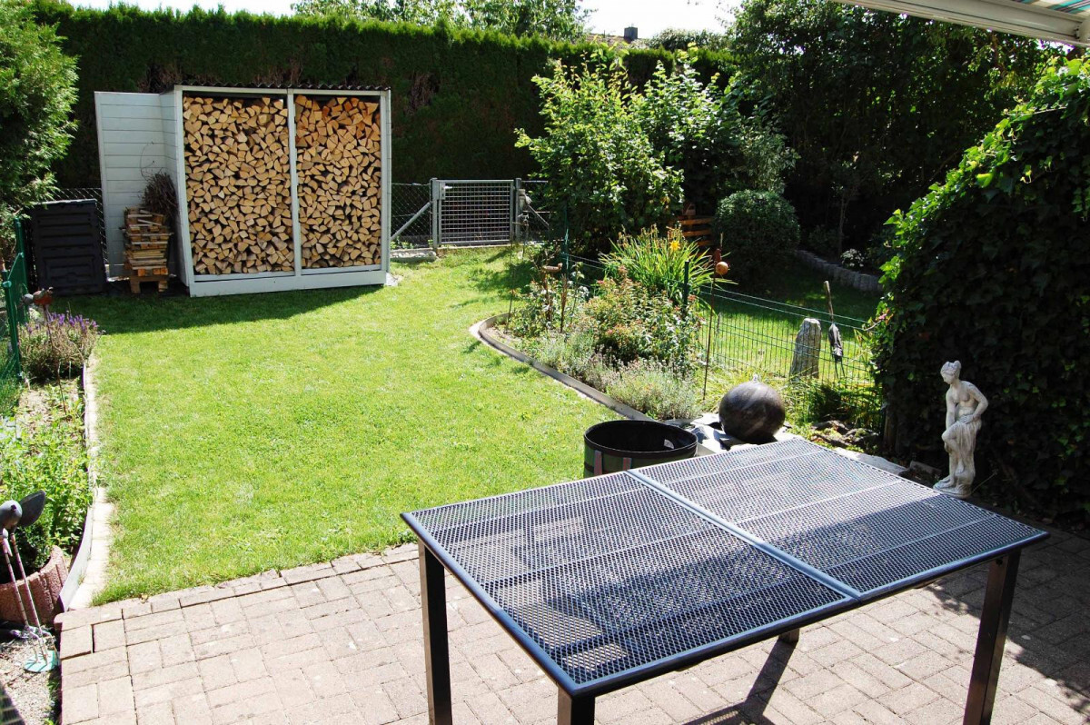 Terrasse und Garten