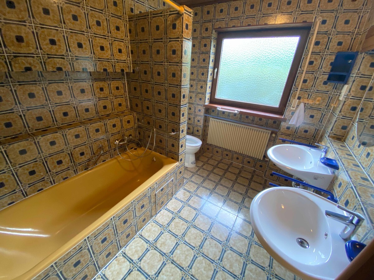 Badezimmer EG
