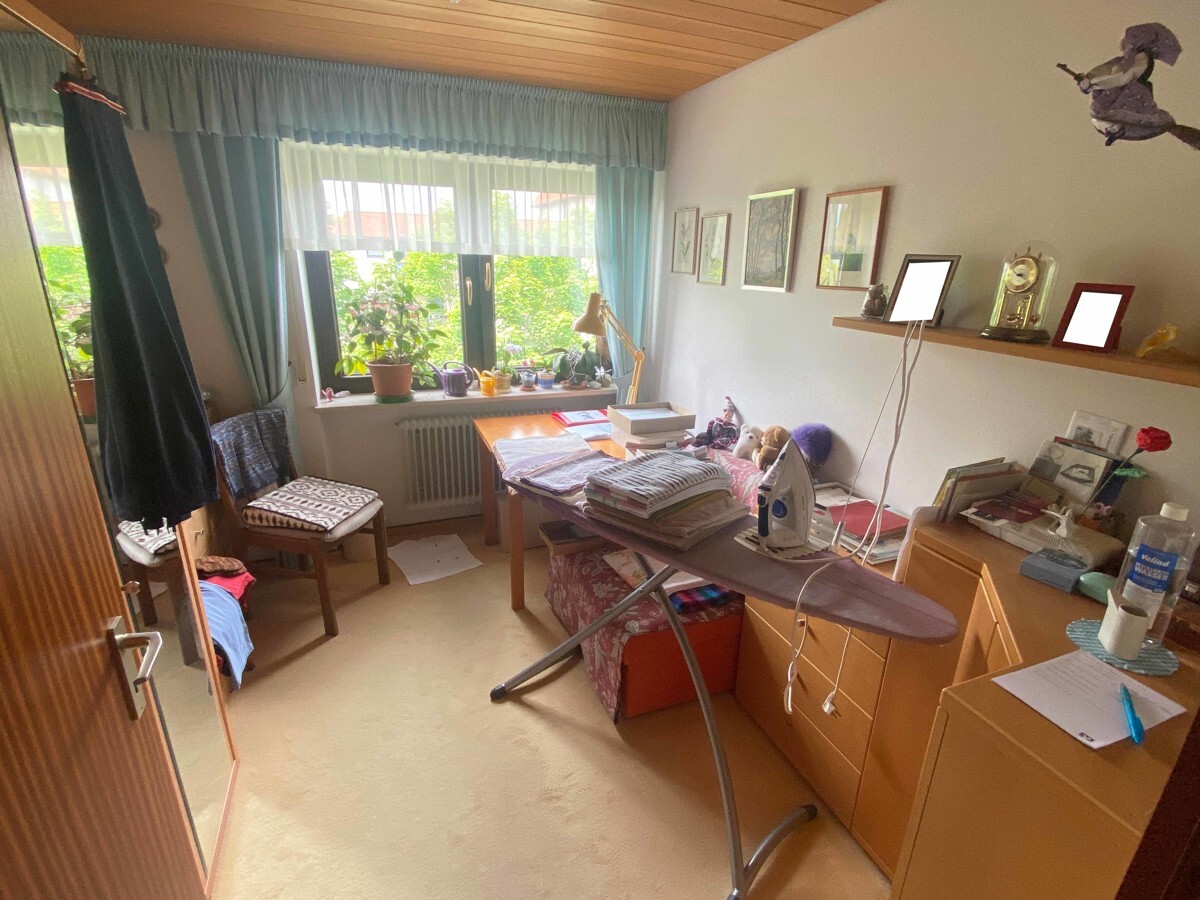 Kinder-/Schlafzimmer