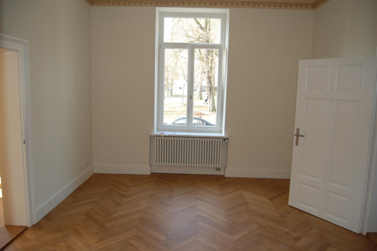 Wohn-/ Schlafzimmer