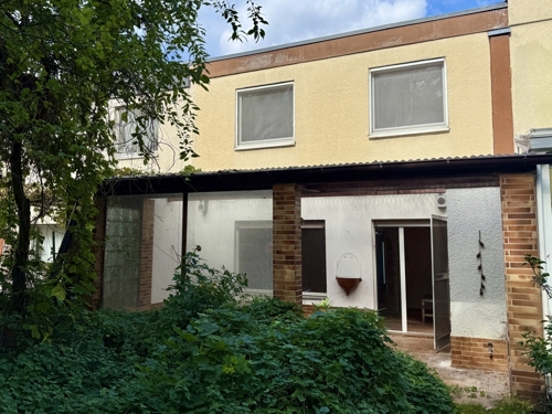 Rückansicht der Fassade