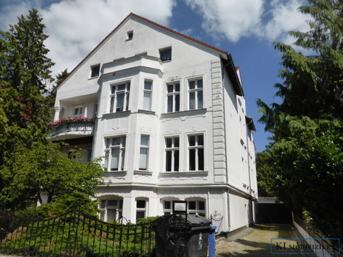 Straßenansicht