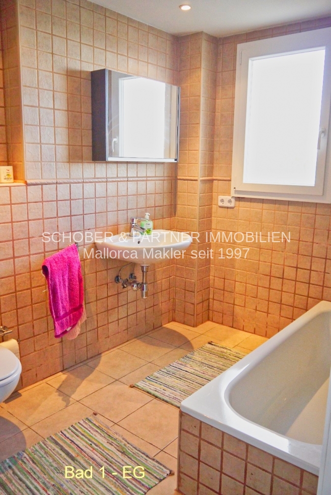 NICHT ALLTÄGLICH - Neuwertige Villa in schöner Wohnlage — Foto 9