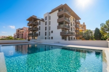 edificio_pool - KI-generiert
