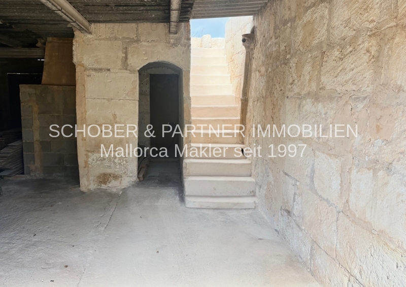 Finca mit Perspektive – sofort beziehbares EG mit top sanierten Design und weitere Ausbauvarianten — Foto 33