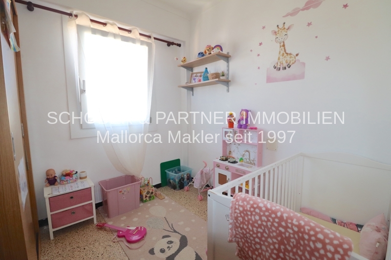 Gepflegte 4-Zi-Wohnung - wenige Gehminuten zum Meer - zentrale / ruhige Lage in Porto Cristo — Foto 10