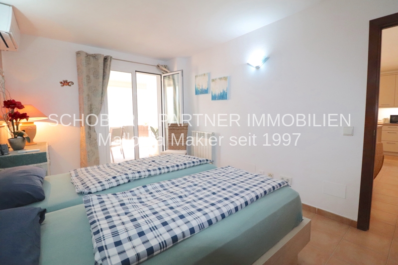 Lebensfreude trifft Qualität - Wohnung mit direktem Zugang zum Pool von der Privat-Terrasse — Foto 12