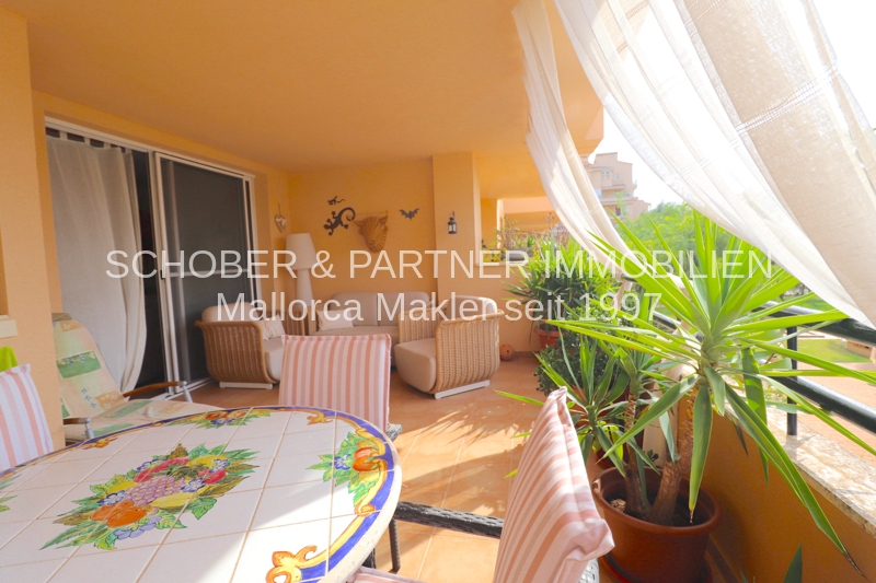 FERIENWOHNUNG ODER KAPITALANLAGE – TOP GEPFLEGTE WOHNUNG MIT MEDITERRANER GARTENANLAGE UND POOL — Foto 3