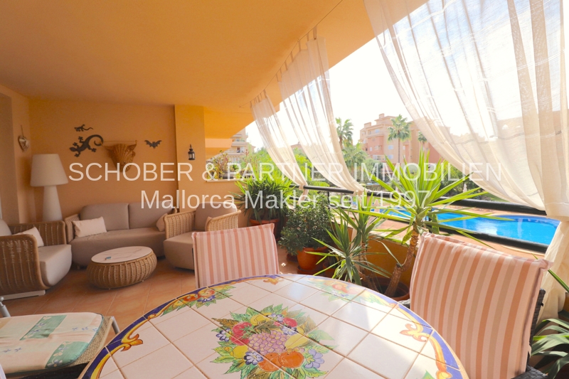 FERIENWOHNUNG ODER KAPITALANLAGE – TOP GEPFLEGTE WOHNUNG MIT MEDITERRANER GARTENANLAGE UND POOL — Foto 2