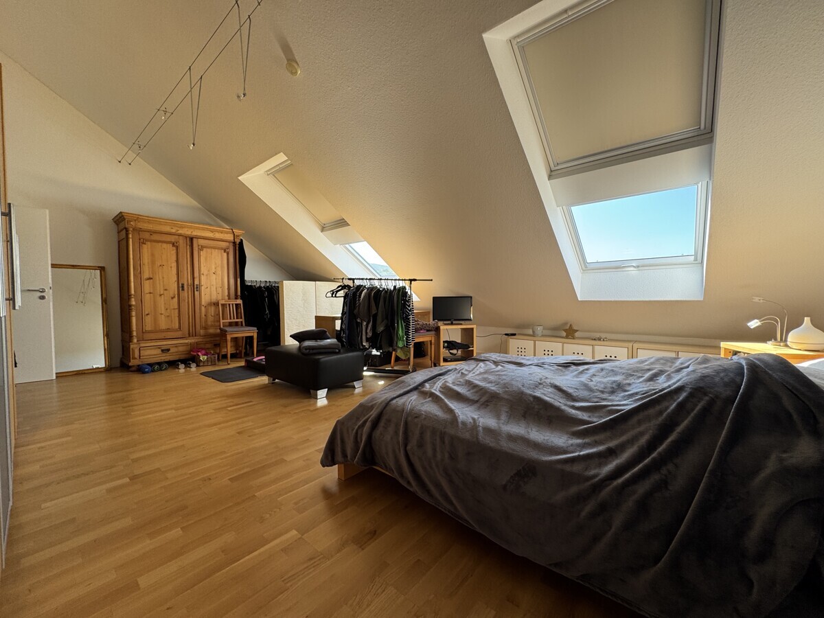 Schlafzimmer DG