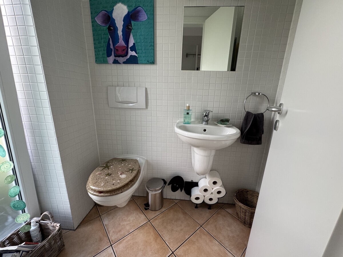 WC EG