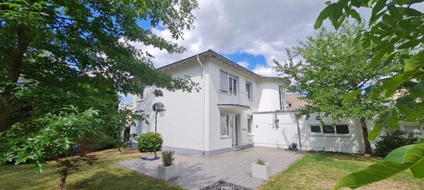 Rückwärtige Ansicht