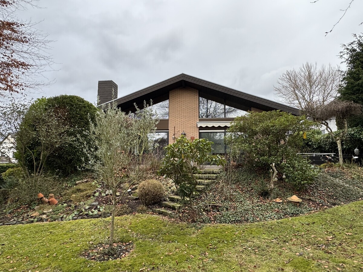 Rückwärtige Ansicht