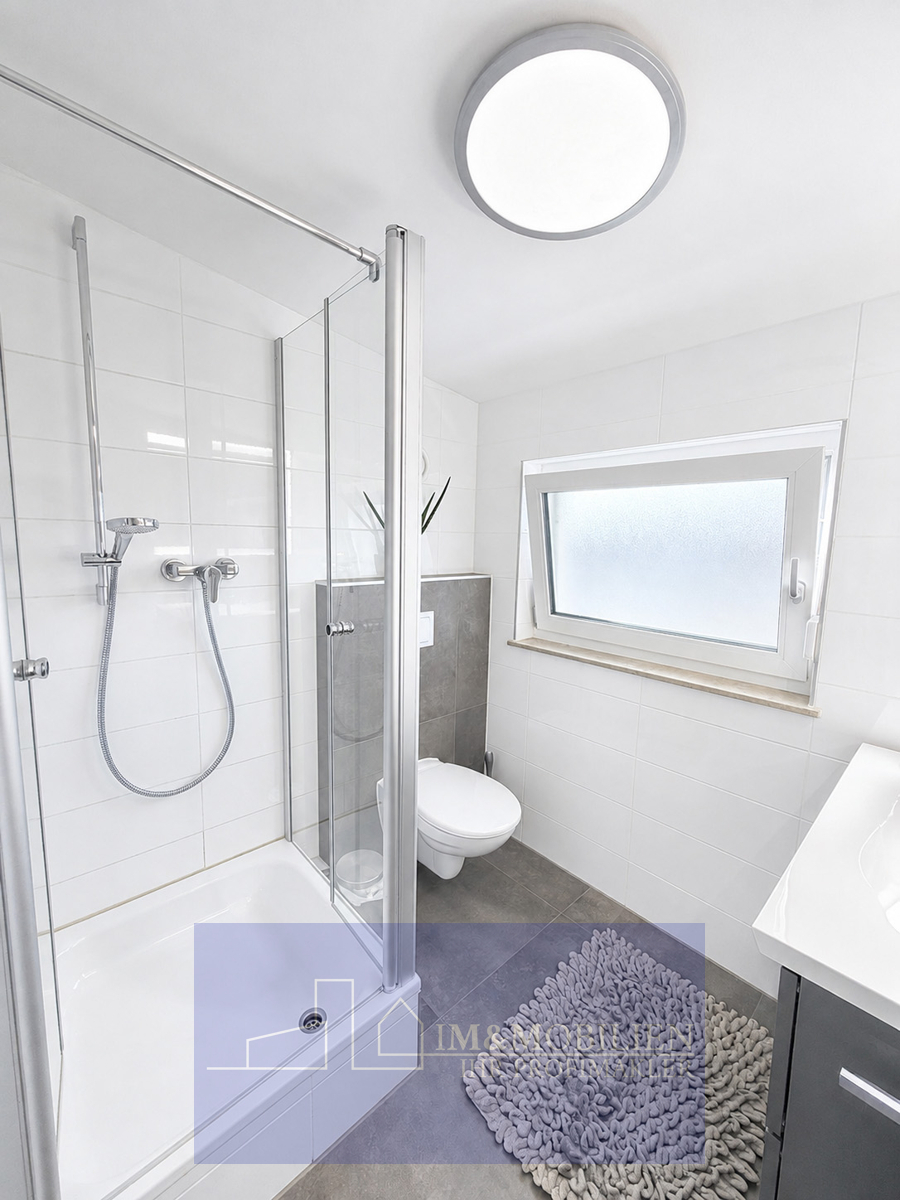 Badezimmer DG