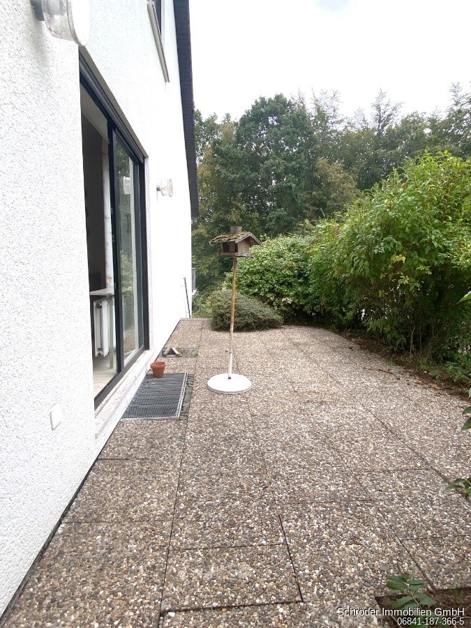 Terrasse neben dem Esszimmer