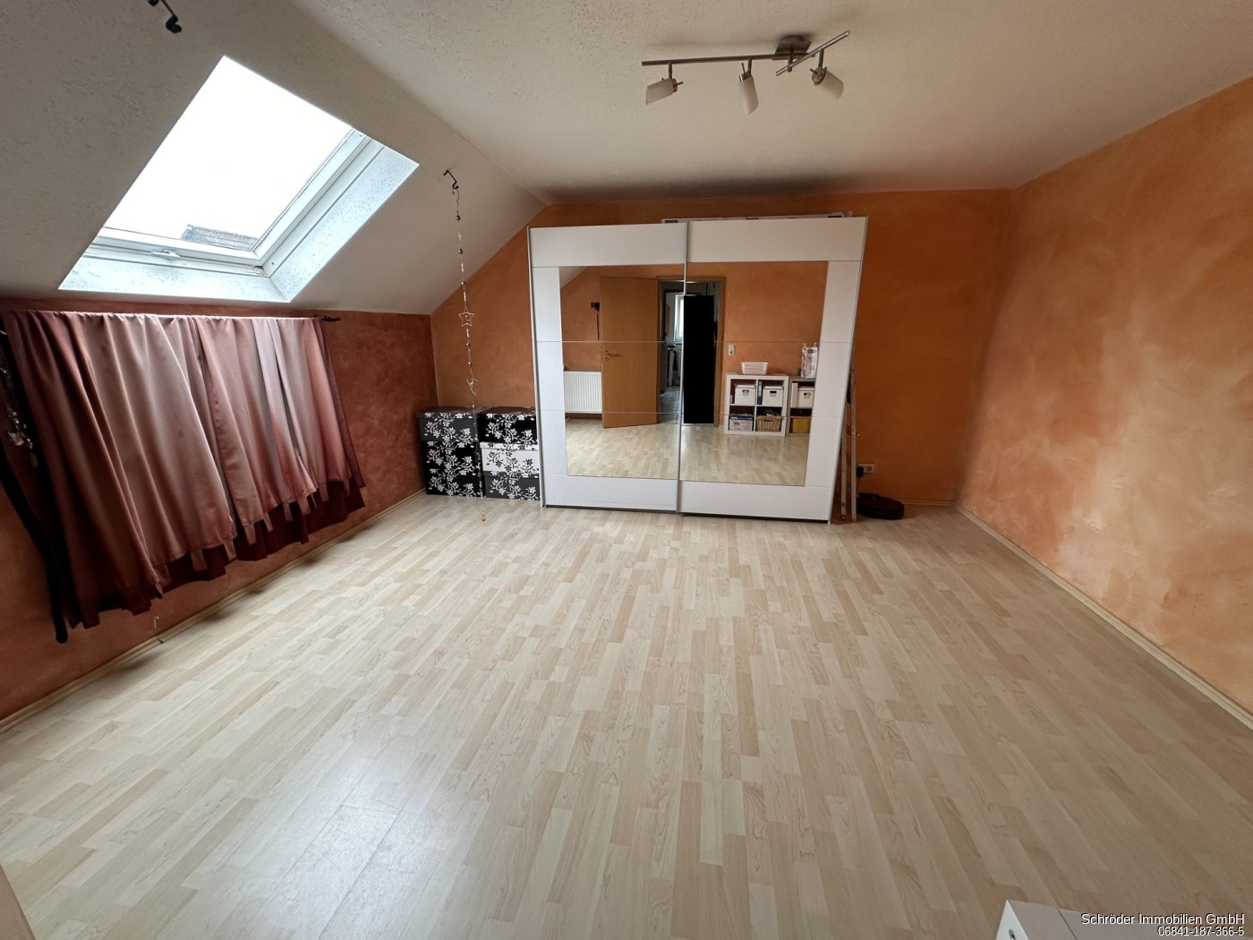 1. OG Schlafzimmer
