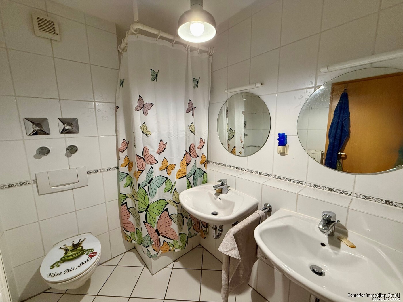 Bad - Blick auf Dusche