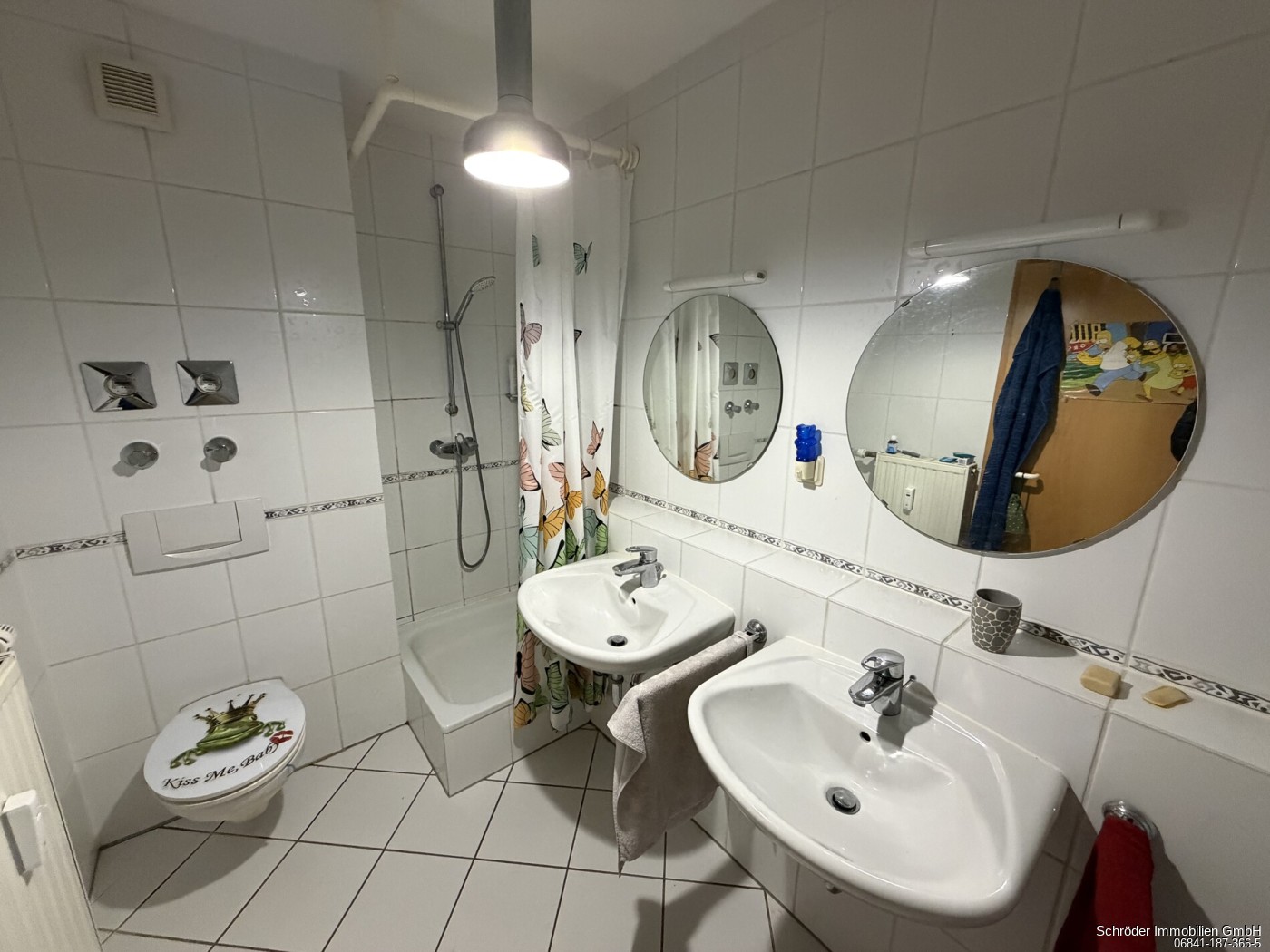 Bad - Blick auf Dusche