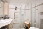 Badezimmer EG