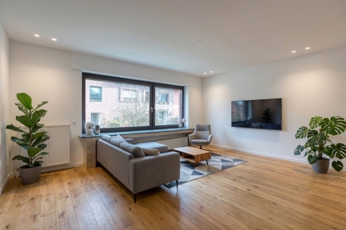 Wohn-/Esszimmer EG (KI generiert)