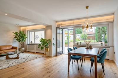 Wohnzimmer OG (KI generiert)