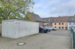 Garage und Stellplätze
