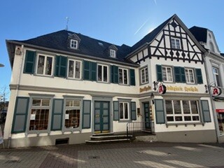 Apotheke Straßenfront