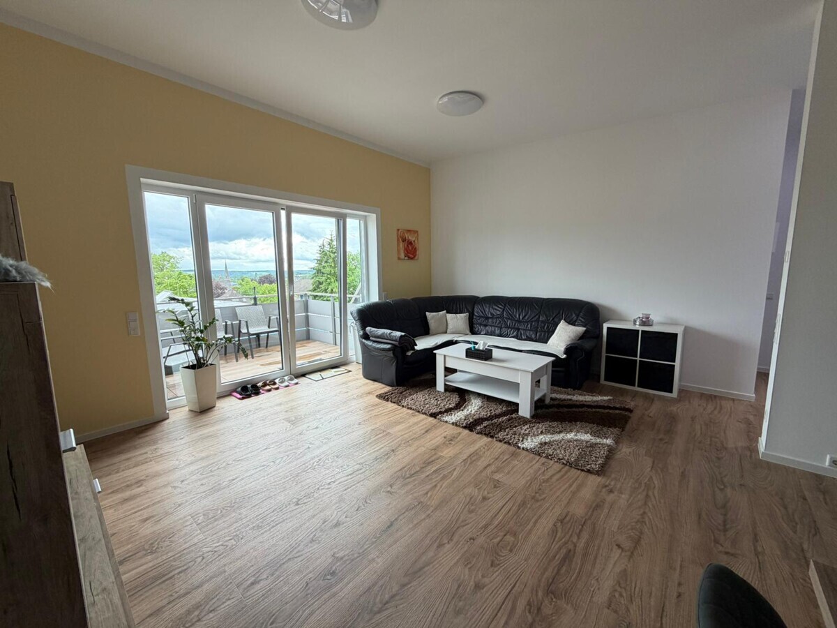 Wohnen mit Zugang Terrasse