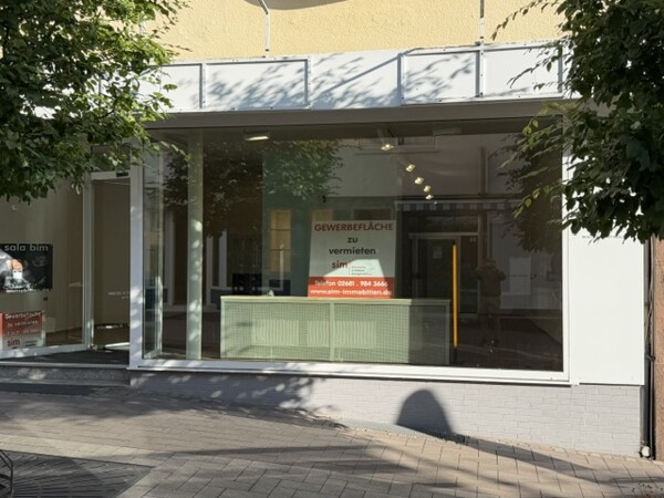 Große Schaufensterfront