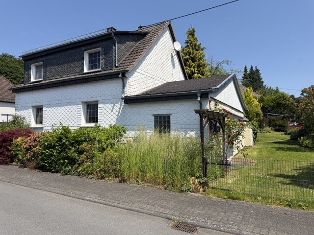 Straßenfront