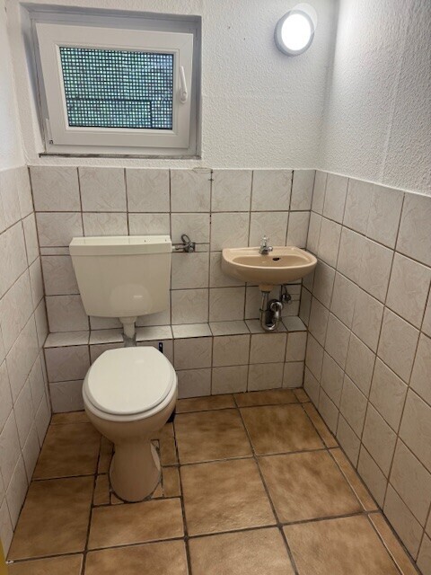 UG-sep. WC