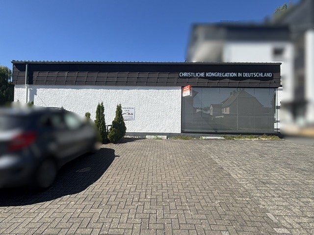 Straßenansicht