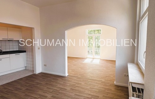 Esszimmer und Wohnzimmer