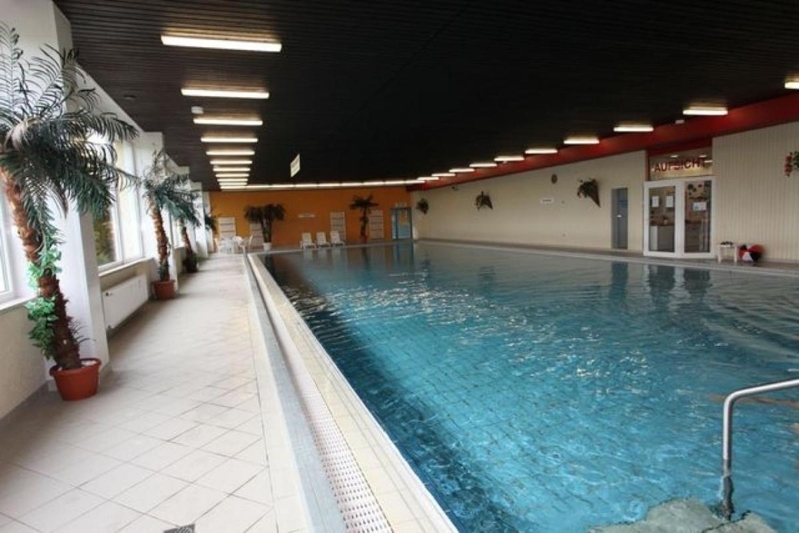 Schwimmbad im Haus