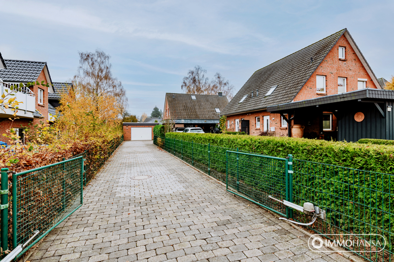 Zufahrt zur Immobilie 