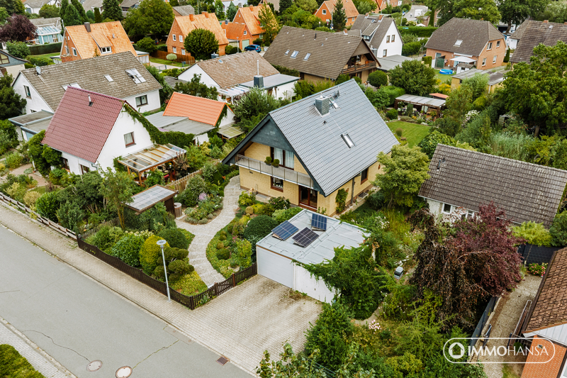 Real Estate Title Image Background