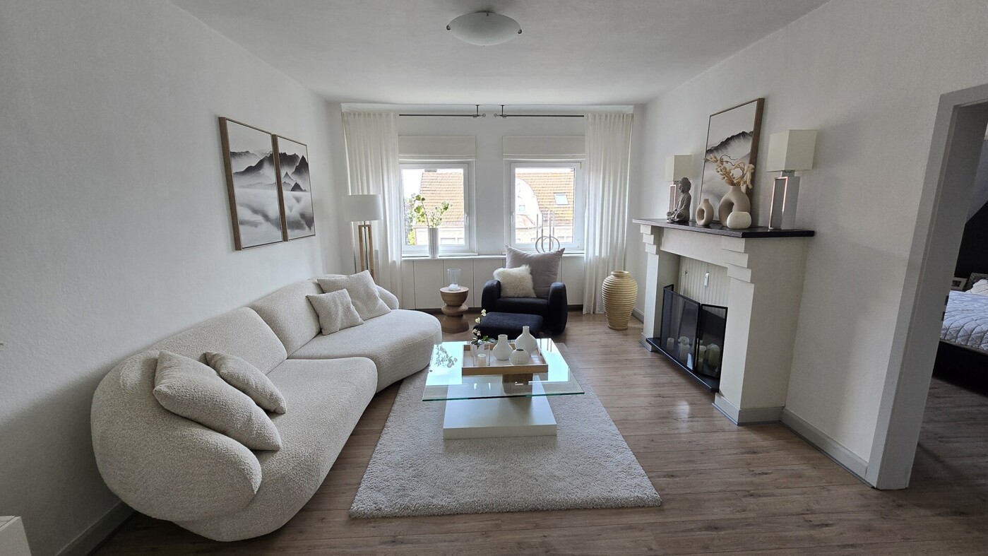 Wohnzimmer 3. OG vorne