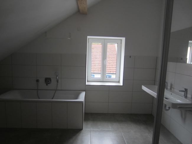 4-Zimmerwohnung mit Balkon auf 2 Ebenen im KfW 55 Standard - Foto 3