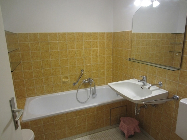 Möbliertes Appartement mit Balkon und Einbauküche sehr ruhig gelegen in Gröbenzell - Foto 4