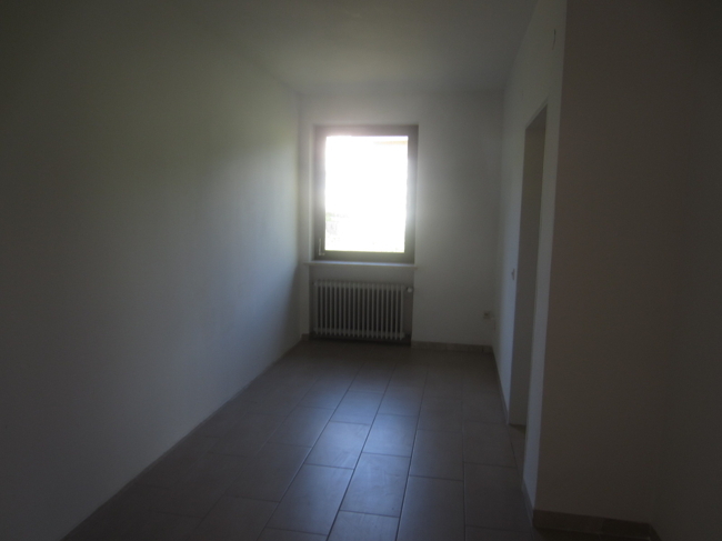 Vier-Zimmerwohnung mit Garten und Balkon in Geisenhausen - Foto 5