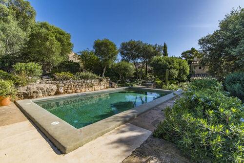 Pool with stunning view