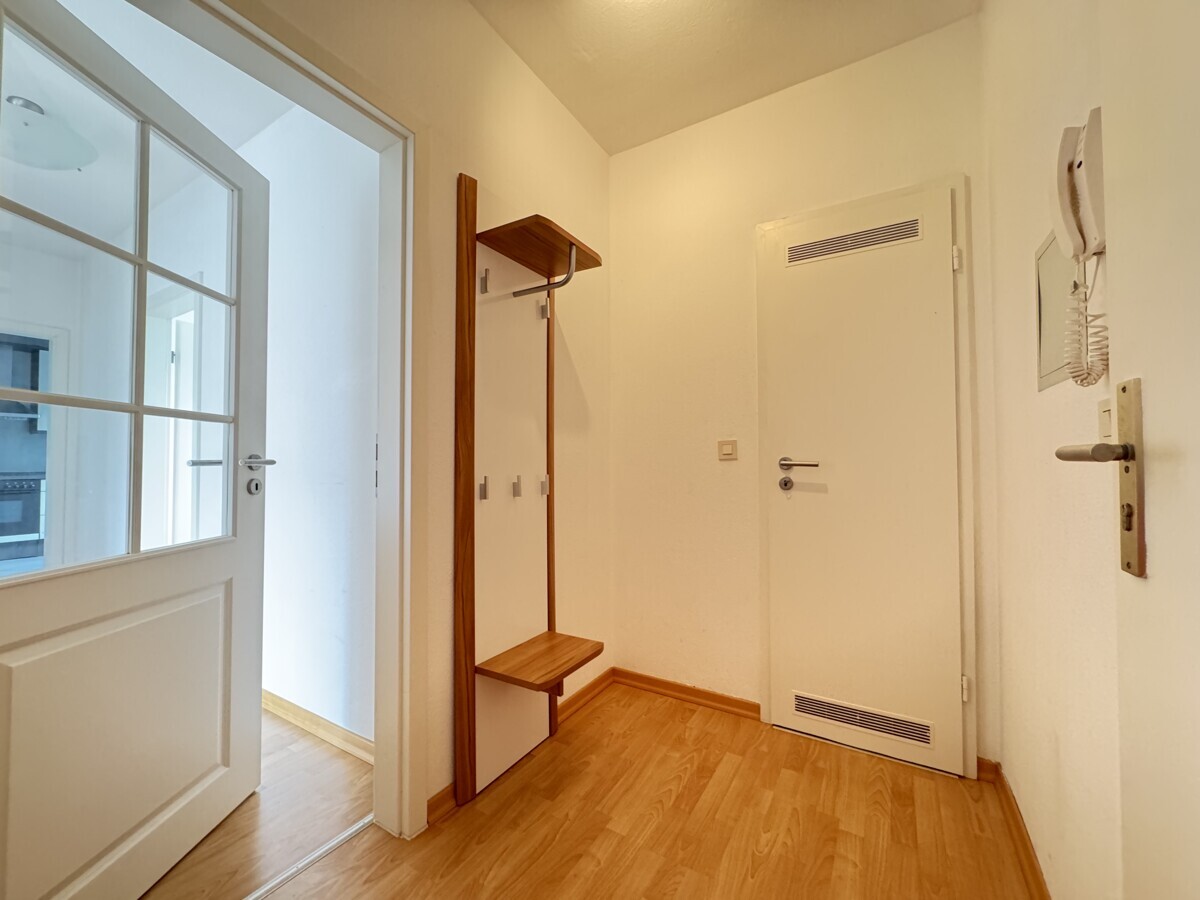 Garderobe/ praktische Abseite