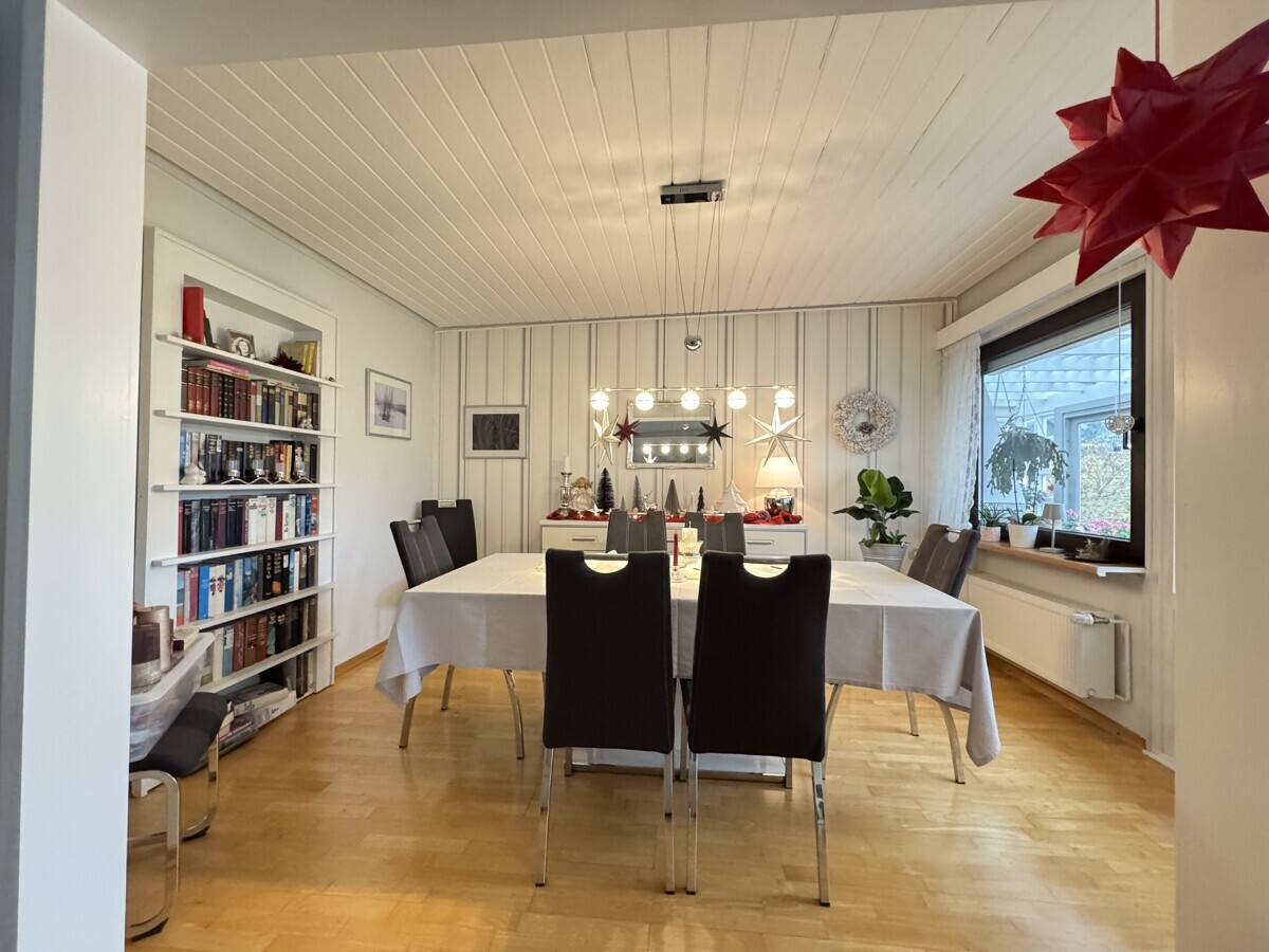 Angrenzendes Esszimmer