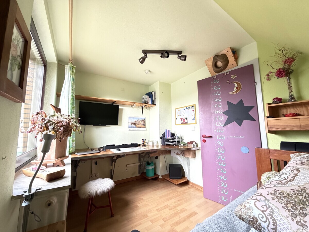 Kinderzimmer / Büro