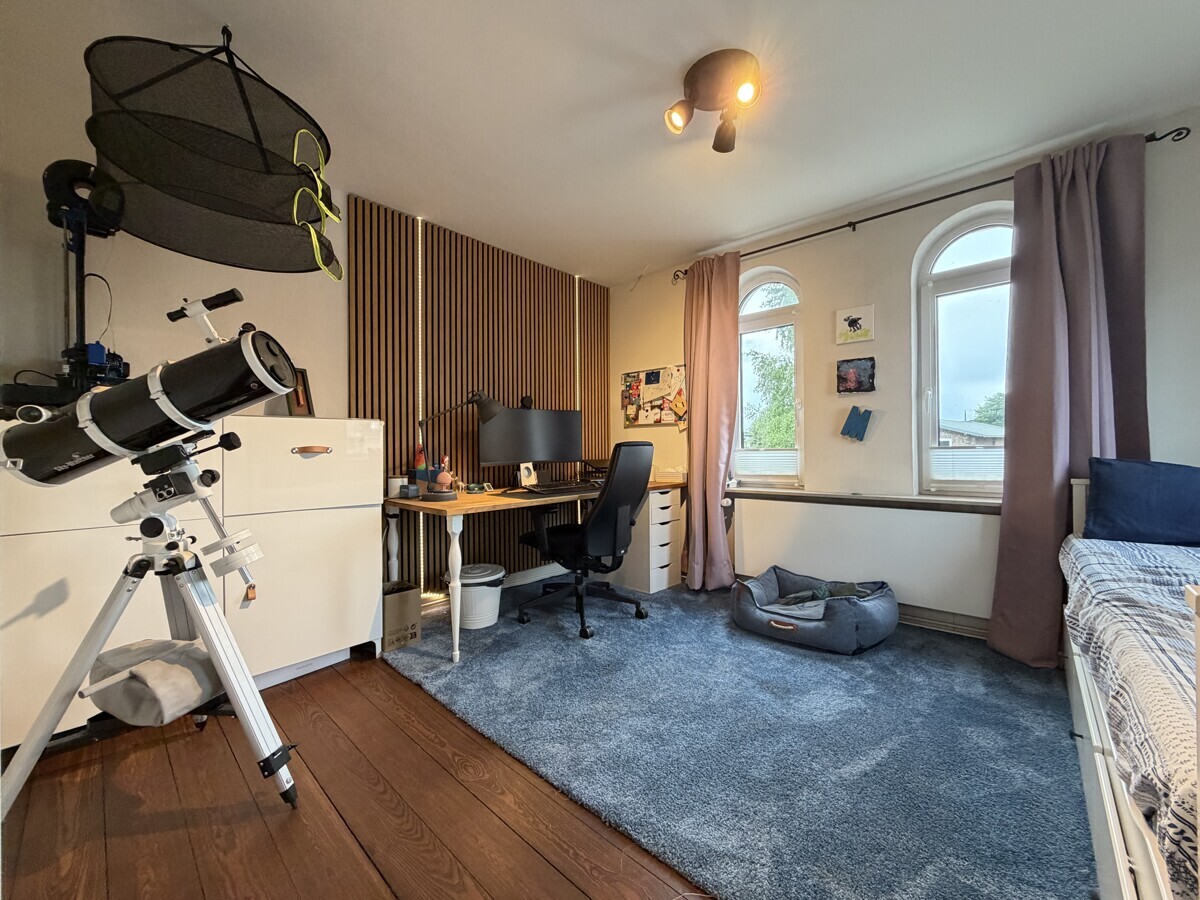 Zimmer / Büro