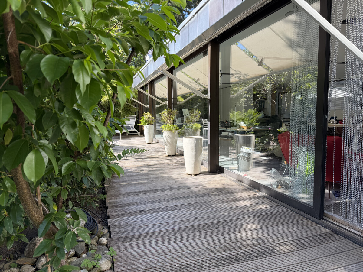 Sonnige Terrasse