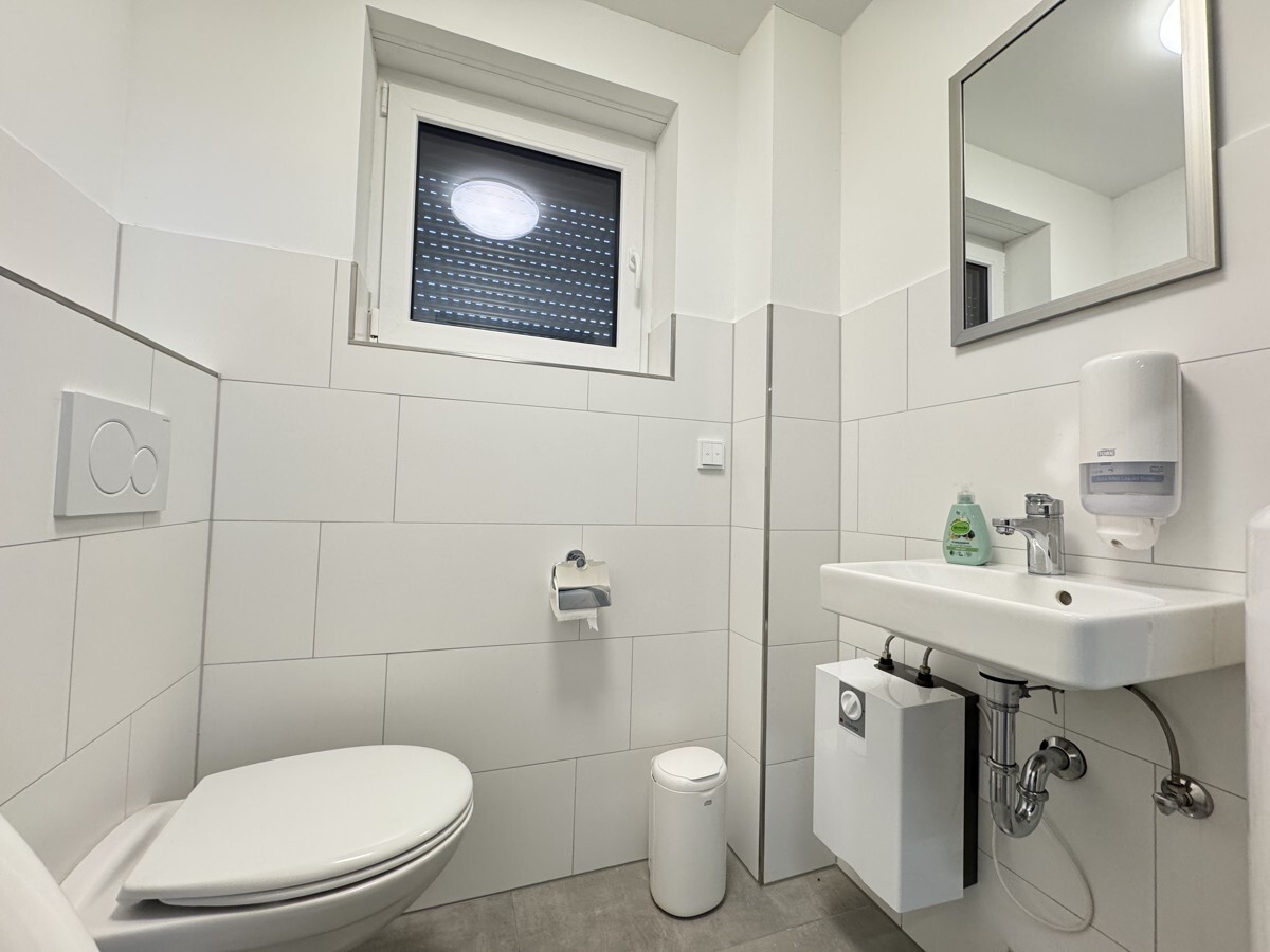 WC Gewerbehalle