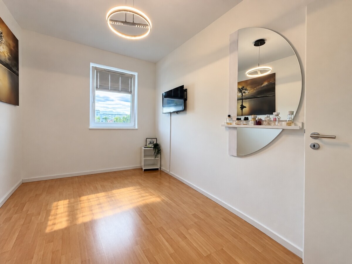 weiteres Zimmer von guter Größe